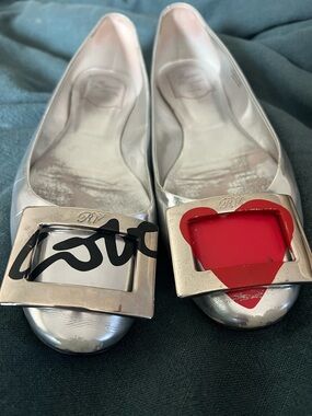 Roger Vivier made in Italy Silver Metallic Ballet Flats with Red Heart Accent by